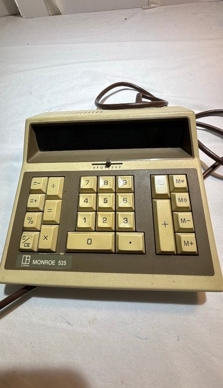 Vintage Monroe 525 Desktop Calculator